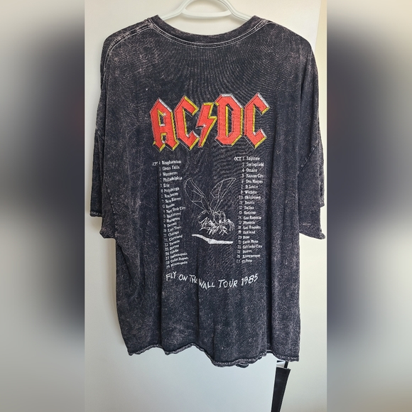 AC/DC Fly on the wall 1985 tour shirt - Picture 2 of 2